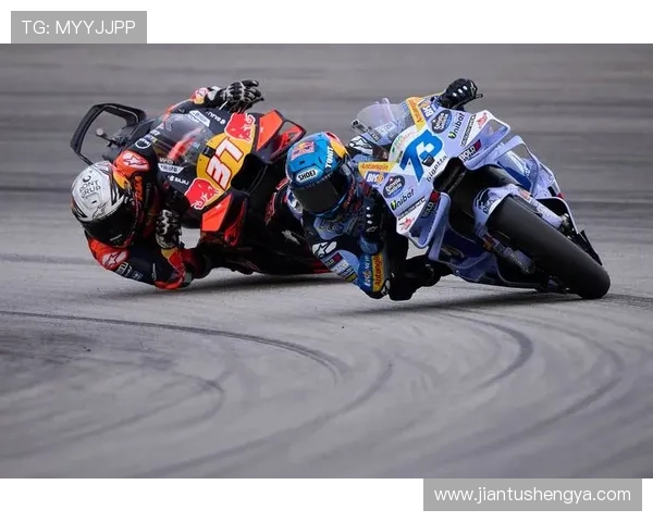 摩托大奖赛赛场风云再起新秀强势夺魁老将鏖战火力全开引爆全场 摩托大奖赛赛场风云再起新秀强势夺魁老将鏖战火力全开引爆全场