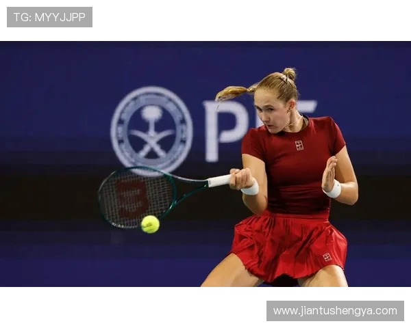 新赛季顶级网球高手激战四方掀起全球巡回赛事竞争再度进入新高潮