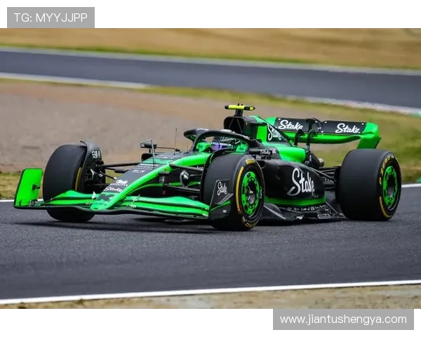 F1赛季最后一站精彩对决 红牛车队能否再次加冕双冠荣耀