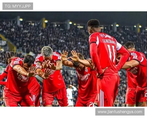 国家队迎来关键战欧洲联赛焦点球星状态引热议转会传闻升温球迷期待 国家队迎来关键战欧洲联赛焦点球星状态引热议转会传闻升温球迷期待