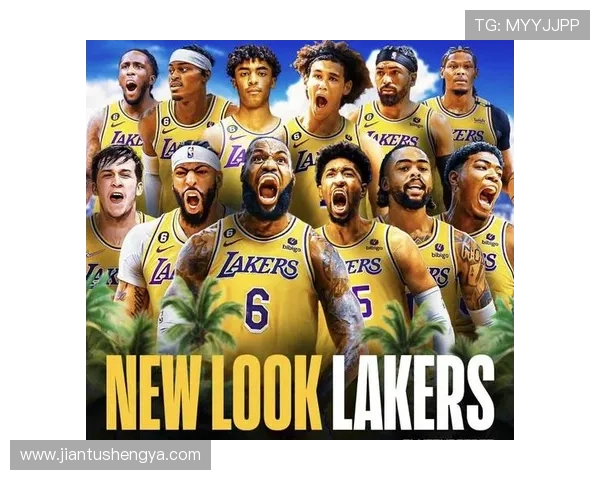 詹姆斯领衔湖人新赛季阵容曝光，库里再次带领勇士冲击总冠军